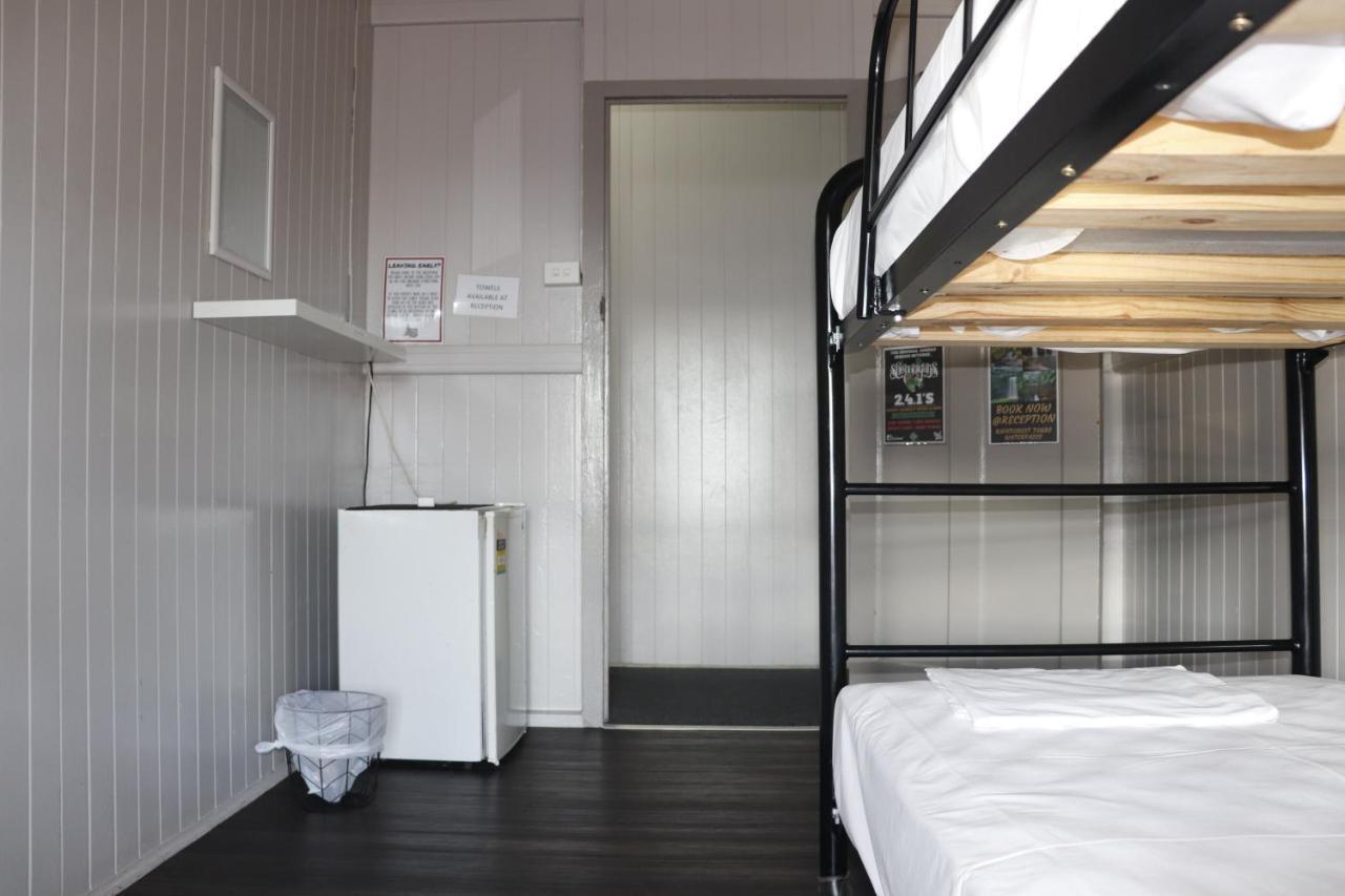 The Jack Backpackers Hostel Cairns Exterior photo