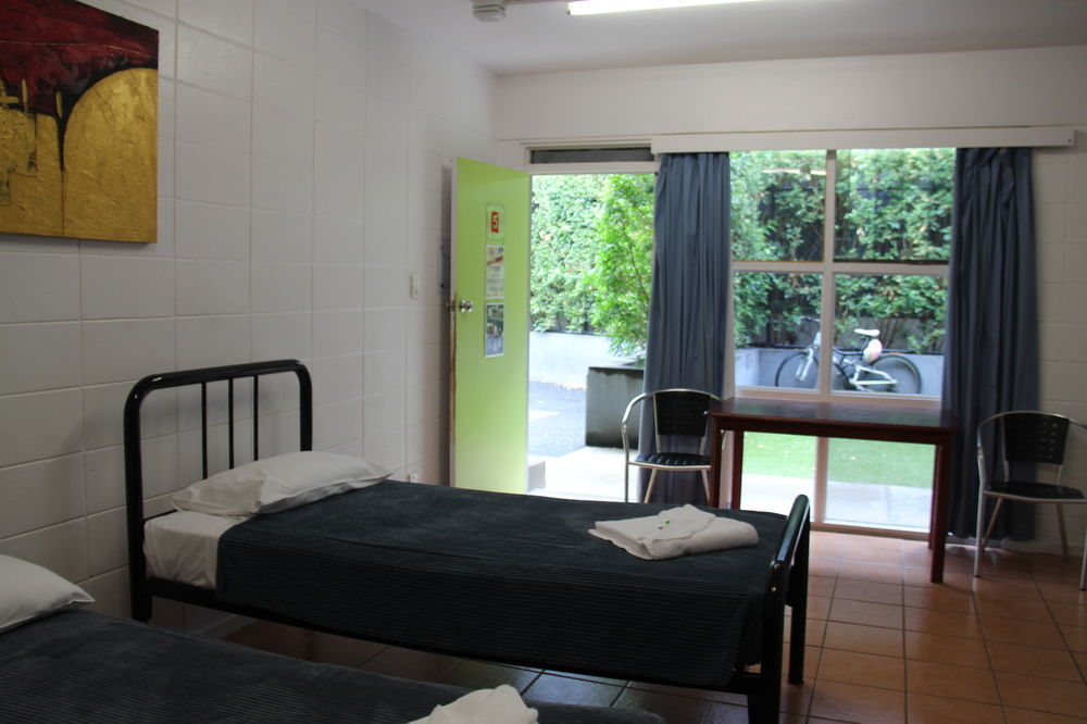 The Jack Backpackers Hostel Cairns Exterior photo
