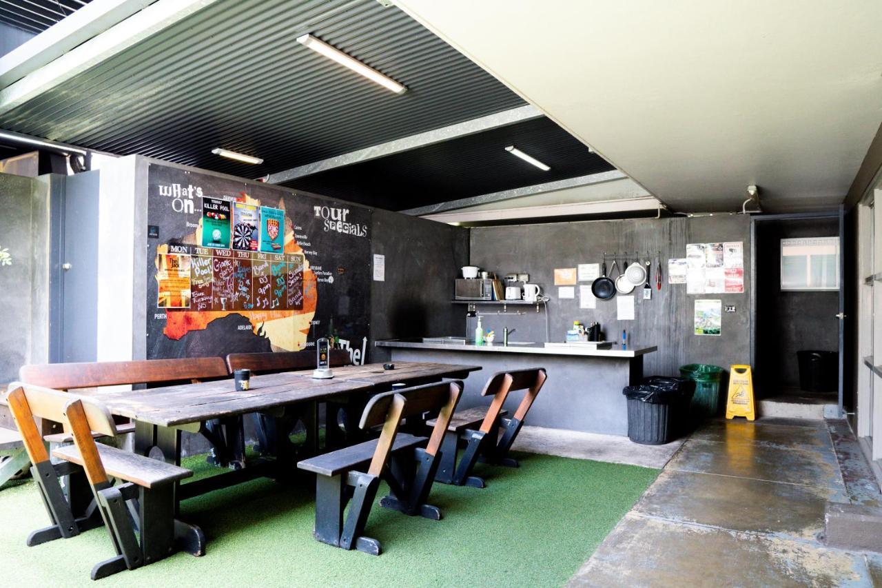 The Jack Backpackers Hostel Cairns Exterior photo